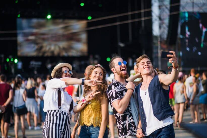 hudební festivaly v Česku jsou rizikem pro ztrátu našich telefonů a dat
