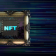 NFT jsou nezaměnitelné tokeny, které fungují jako digitální ochranná známka nějakého díla