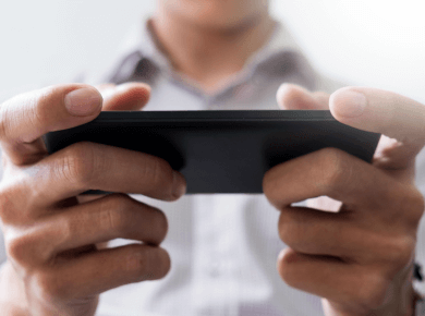 ackeři se zaměřují na mobilní hry
