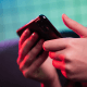 vir v mobilním telefonu se může dlouhodobě skrývat
