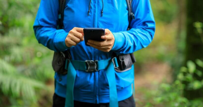 uživatelé v Česku berou svůj chytrý telefon s sebou na výlety do přírody